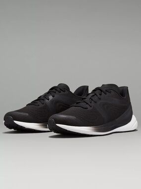 Lululemon | Blissfeel 2 Womens Running Shoe | Blk/AsphaltGrey/LightVapor | 8.5
